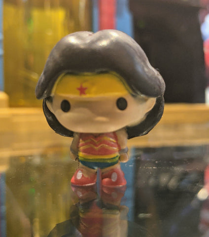 Wonder Woman DC Comics Chibi Minifigure - supermanstuff.com