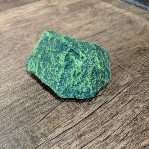GLOW IN THE DARK Kryptonite Green Meteor Fragment - supermanstuff.com